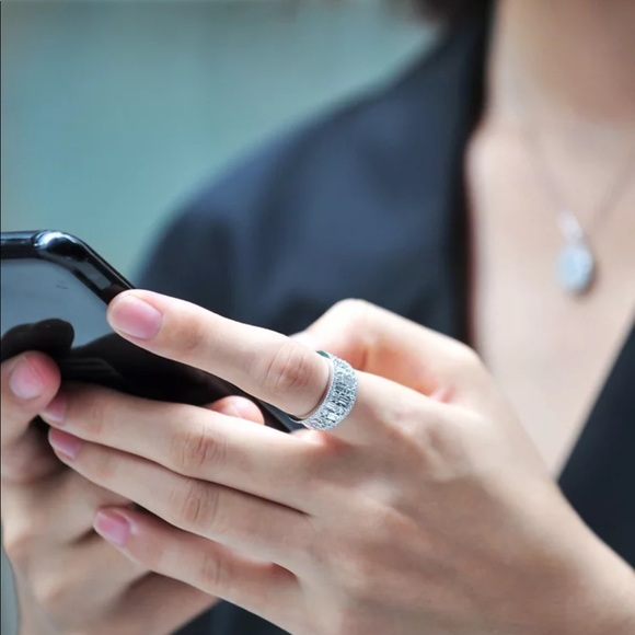 New Unisex 925 Silver Engagement Luxury Diamond Ring - Picture 5 of 5